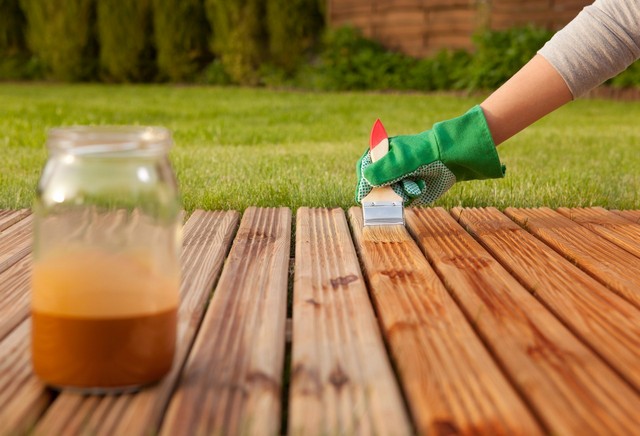 Garden Decking Clayhall, IG5